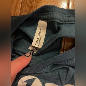 Blue Onelife fitness size medium tank cropped